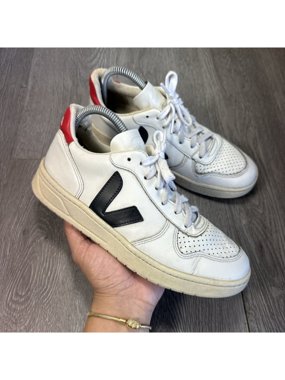 Veja V-10 Shoes Womens 7 White Blue Red Lace Up Low Tennis Retro Sneaker V10